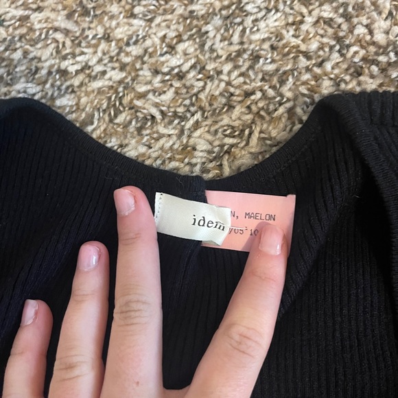 Idem Ditto black puff long sleeve top size small - Picture 3 of 4